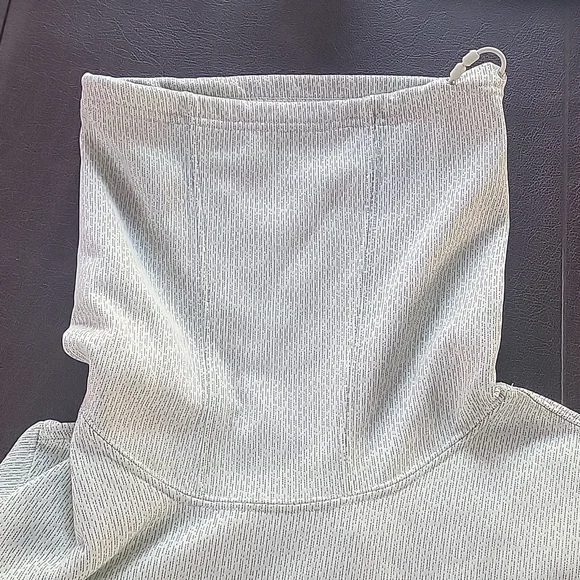 Sweat shirt - Picture 3 of 6